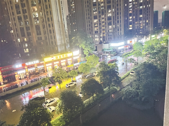 进入5月份,强降雨不断,有的车主遭遇“水浸车”。